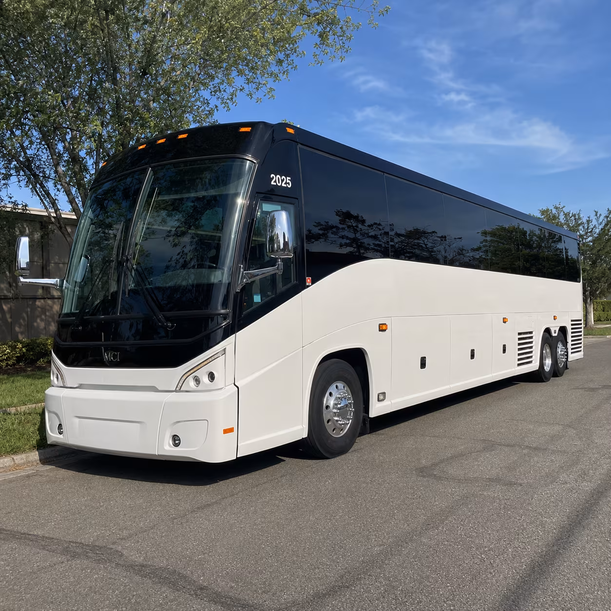 charter buses to youngstown foundation amphitheatre shows