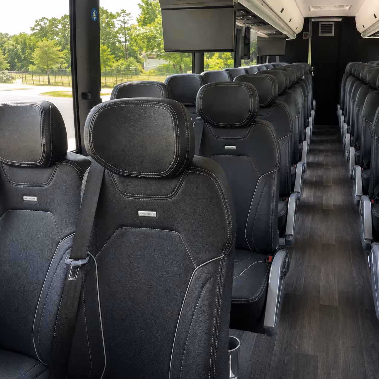 long distance charter buses for youngstown fans headed to columbus or cincinnati