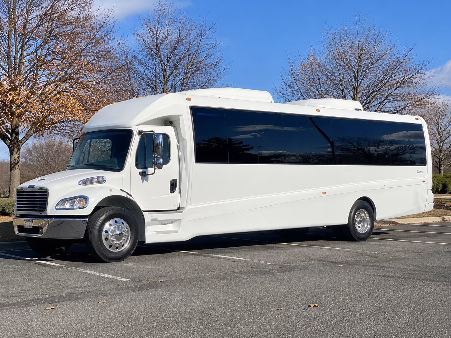 party buses for bachelorette wine tours around the lake erie appellation