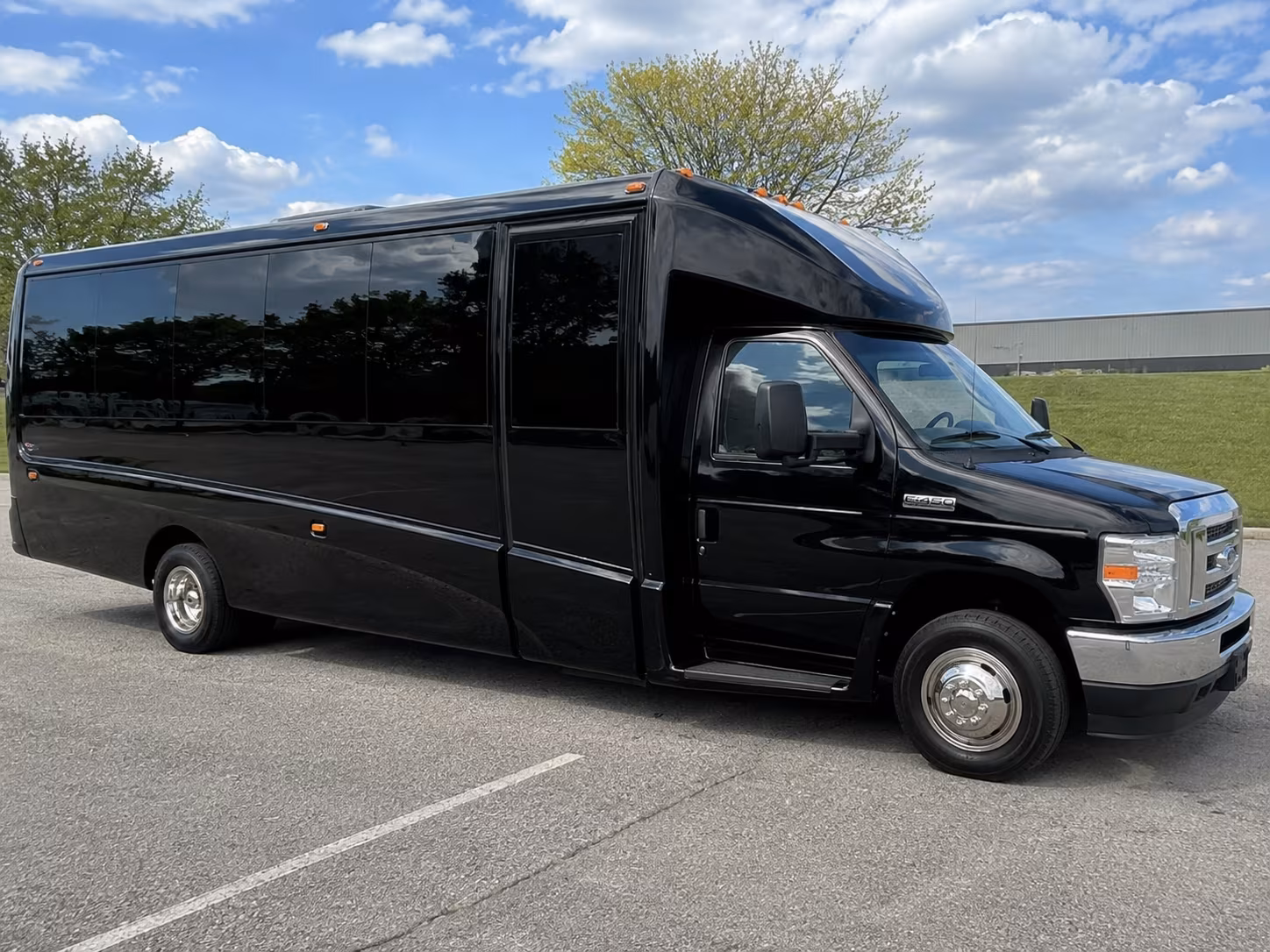 shuttle buses for outdoor amphitheatre and summer concert series events