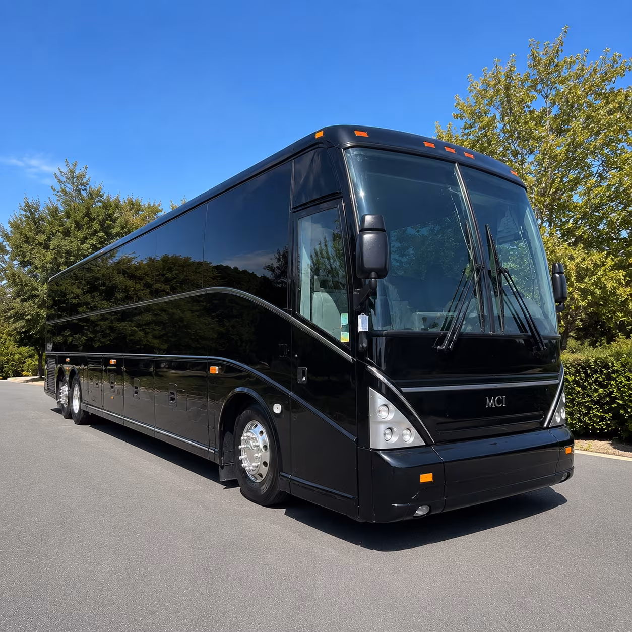 shuttle buses for youngstown air reserve station and surrounding installations
