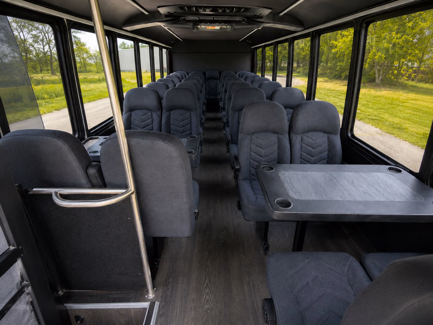 wedding guest shuttle buses between youngstown hotels and your venue