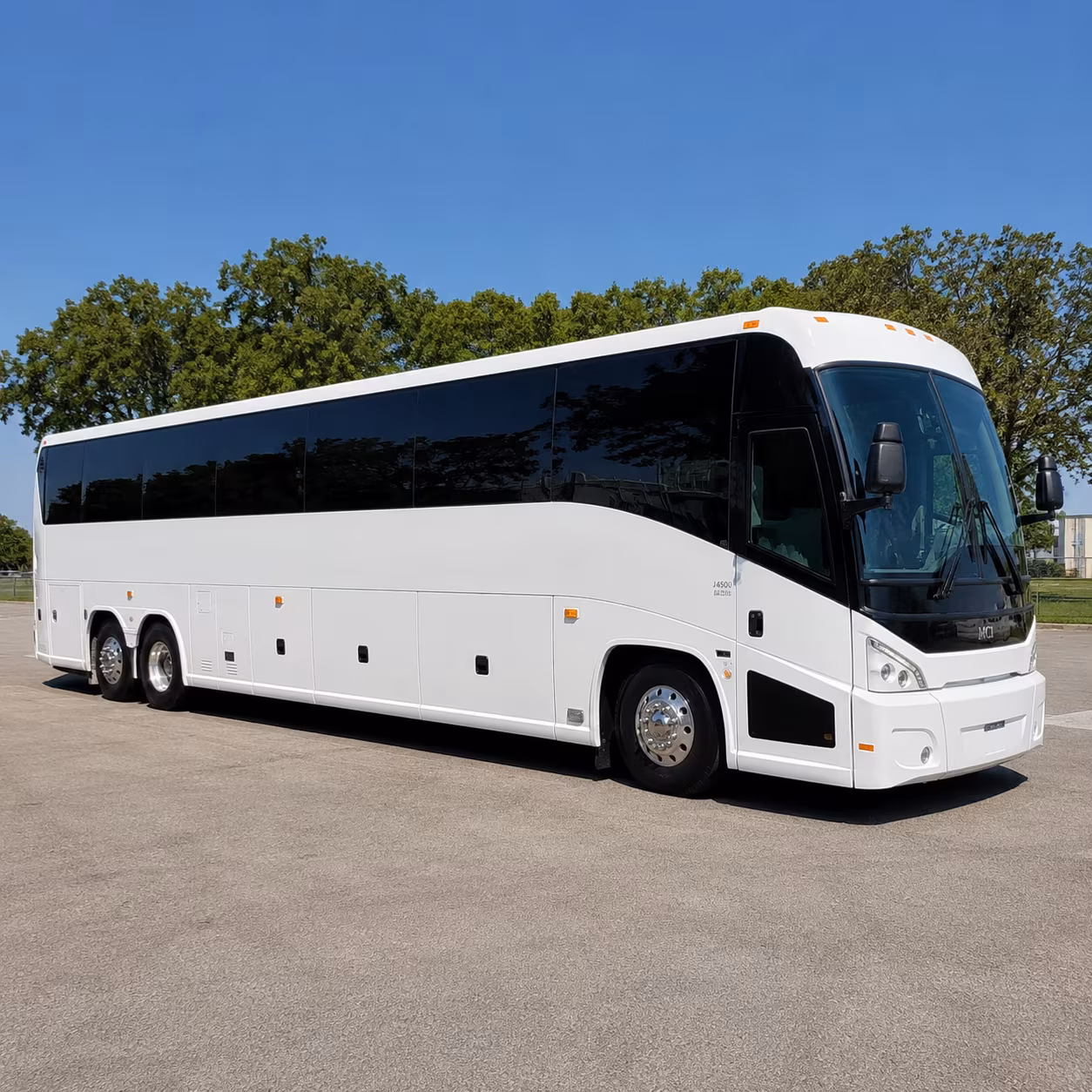 youngstown 56 passenger charter bus