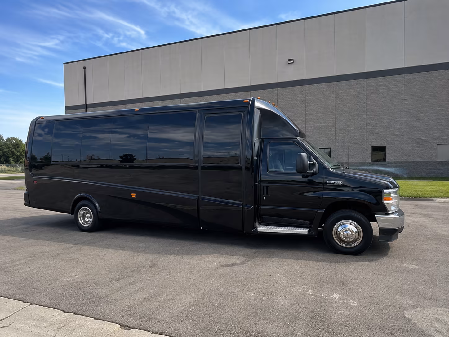 youngstown wedding transportation